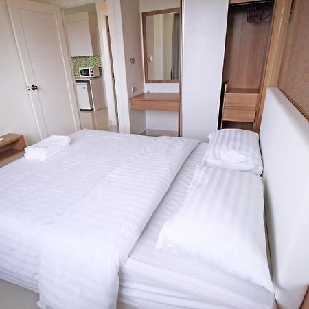 Amazon Residence By Pattaya Sunny Rentals Jomtien Beach Oda fotoğraf