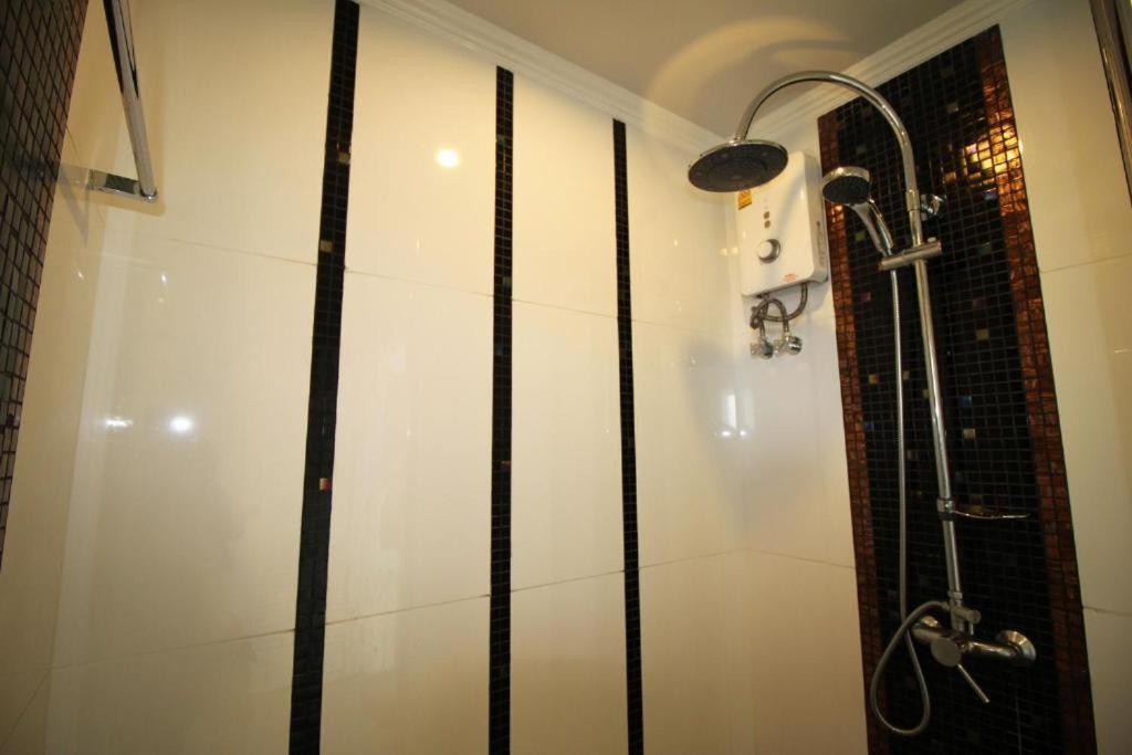 Amazon Residence By Pattaya Sunny Rentals Jomtien Beach Oda fotoğraf