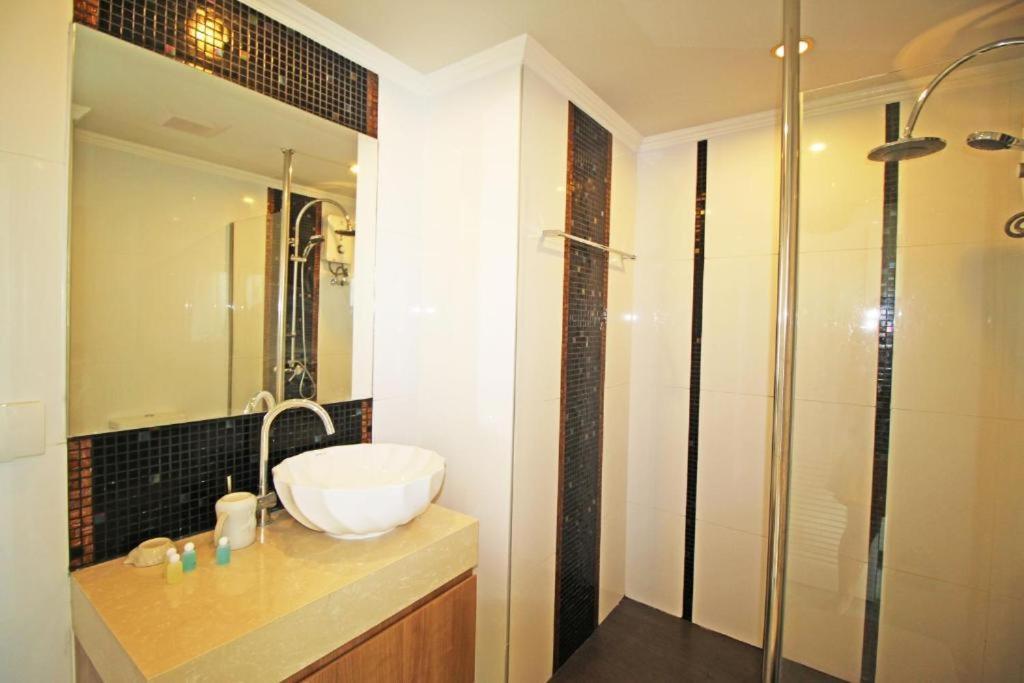 Amazon Residence By Pattaya Sunny Rentals Jomtien Beach Oda fotoğraf