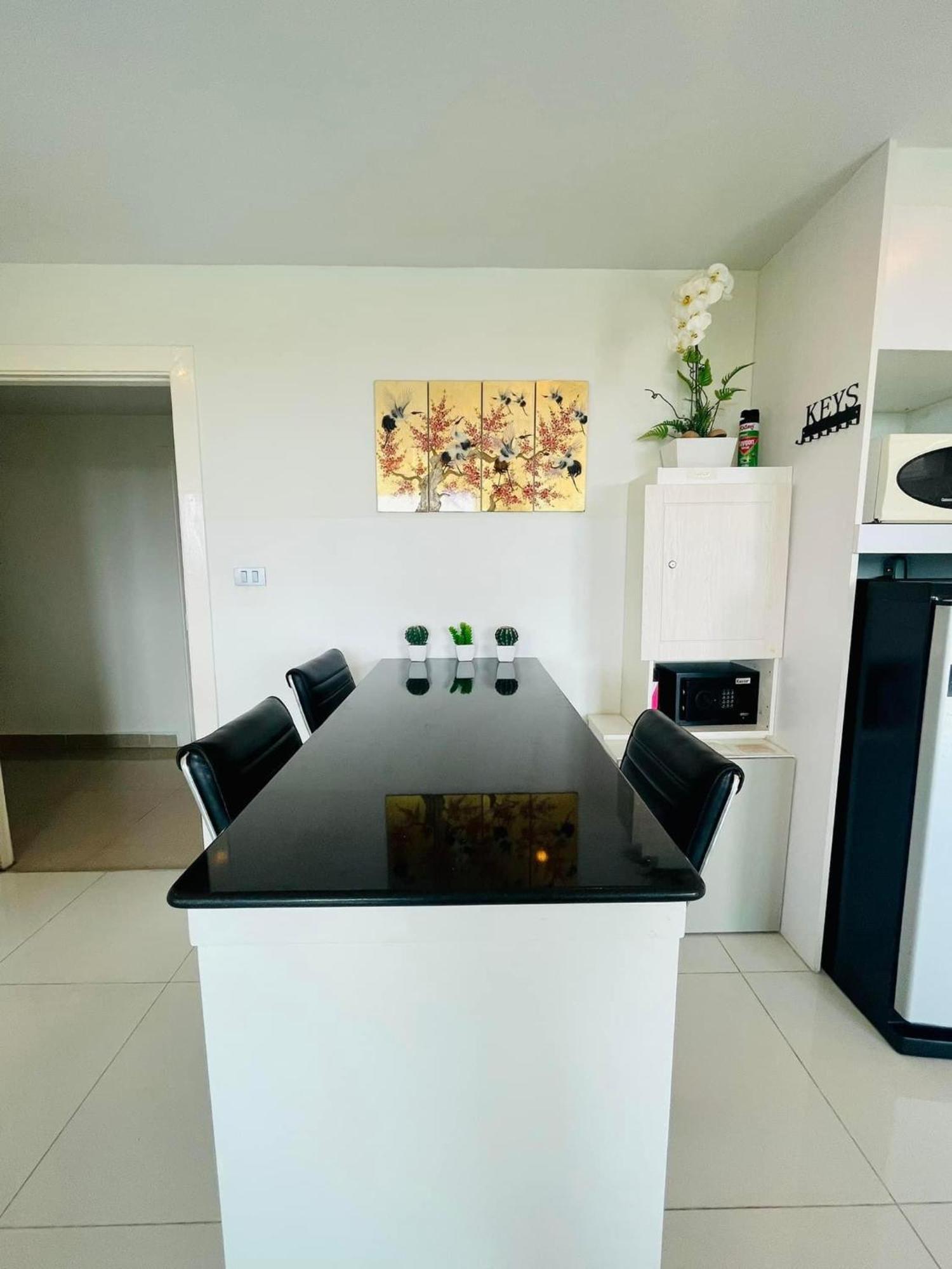 Amazon Residence By Pattaya Sunny Rentals Jomtien Beach Oda fotoğraf
