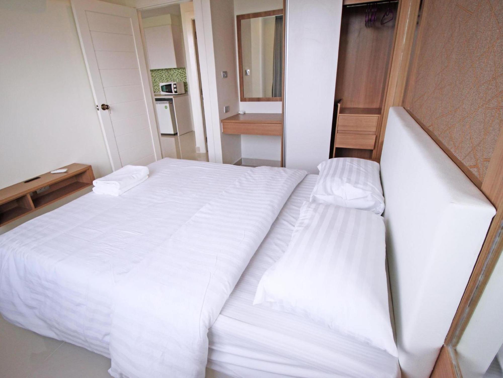 Amazon Residence By Pattaya Sunny Rentals Jomtien Beach Oda fotoğraf