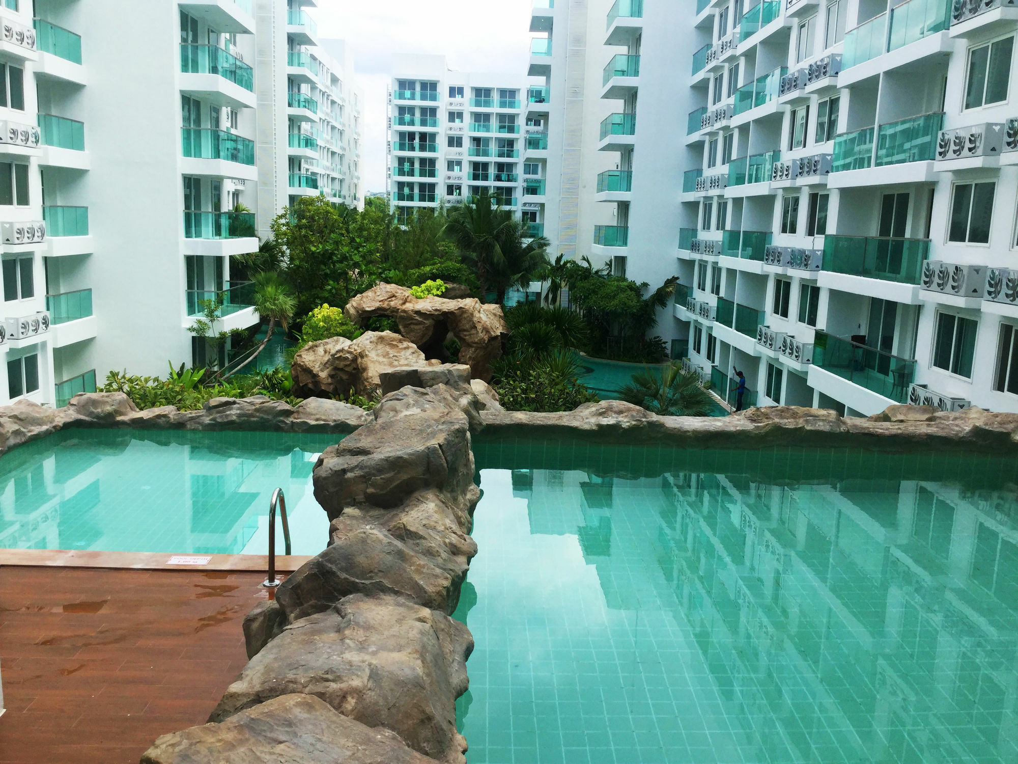 Amazon Residence By Pattaya Sunny Rentals Jomtien Beach Dış mekan fotoğraf