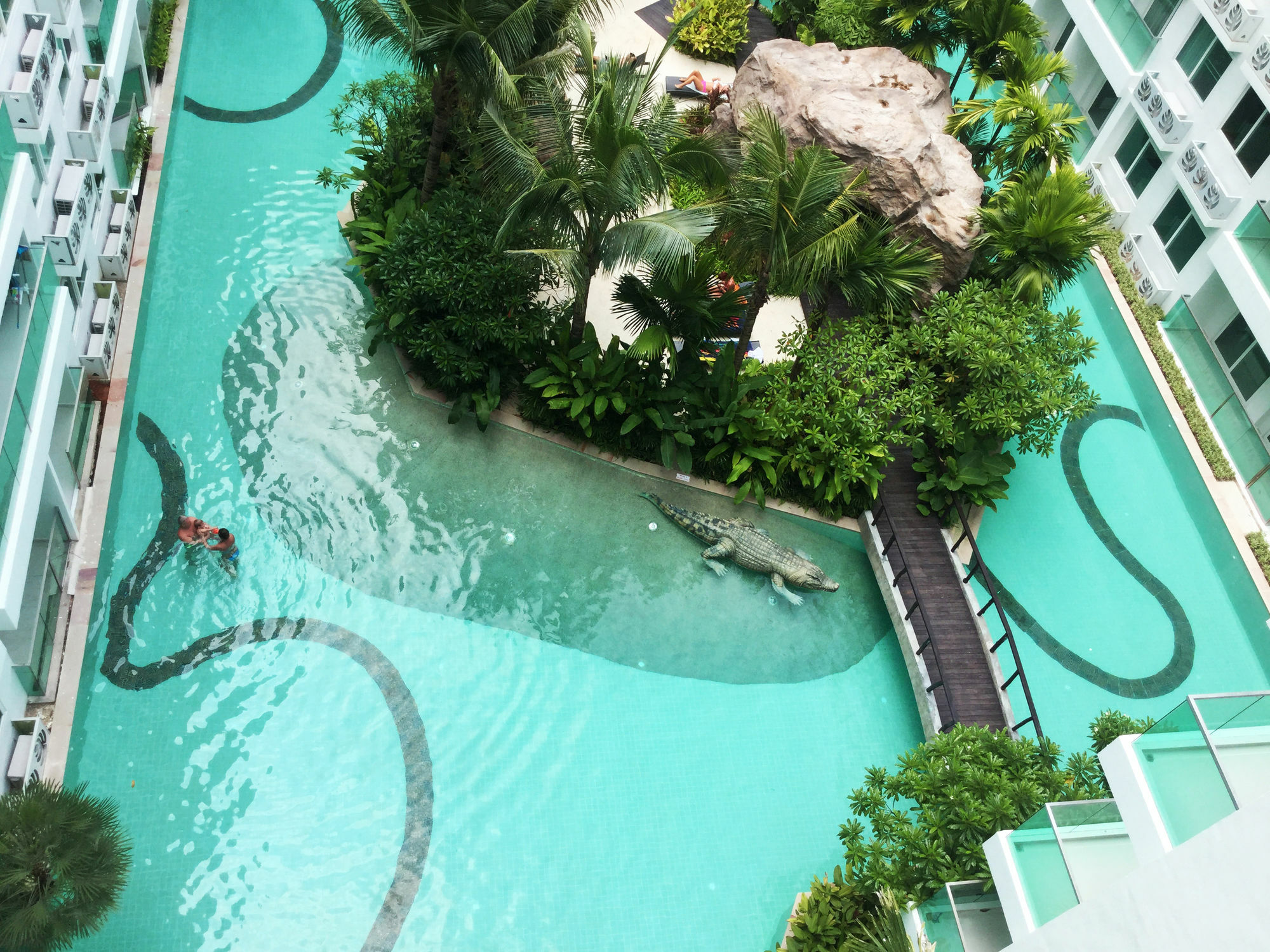 Amazon Residence By Pattaya Sunny Rentals Jomtien Beach Dış mekan fotoğraf
